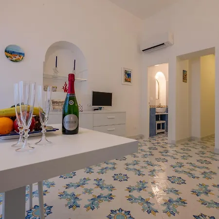 Appartamento Botteghe 49 Corallino